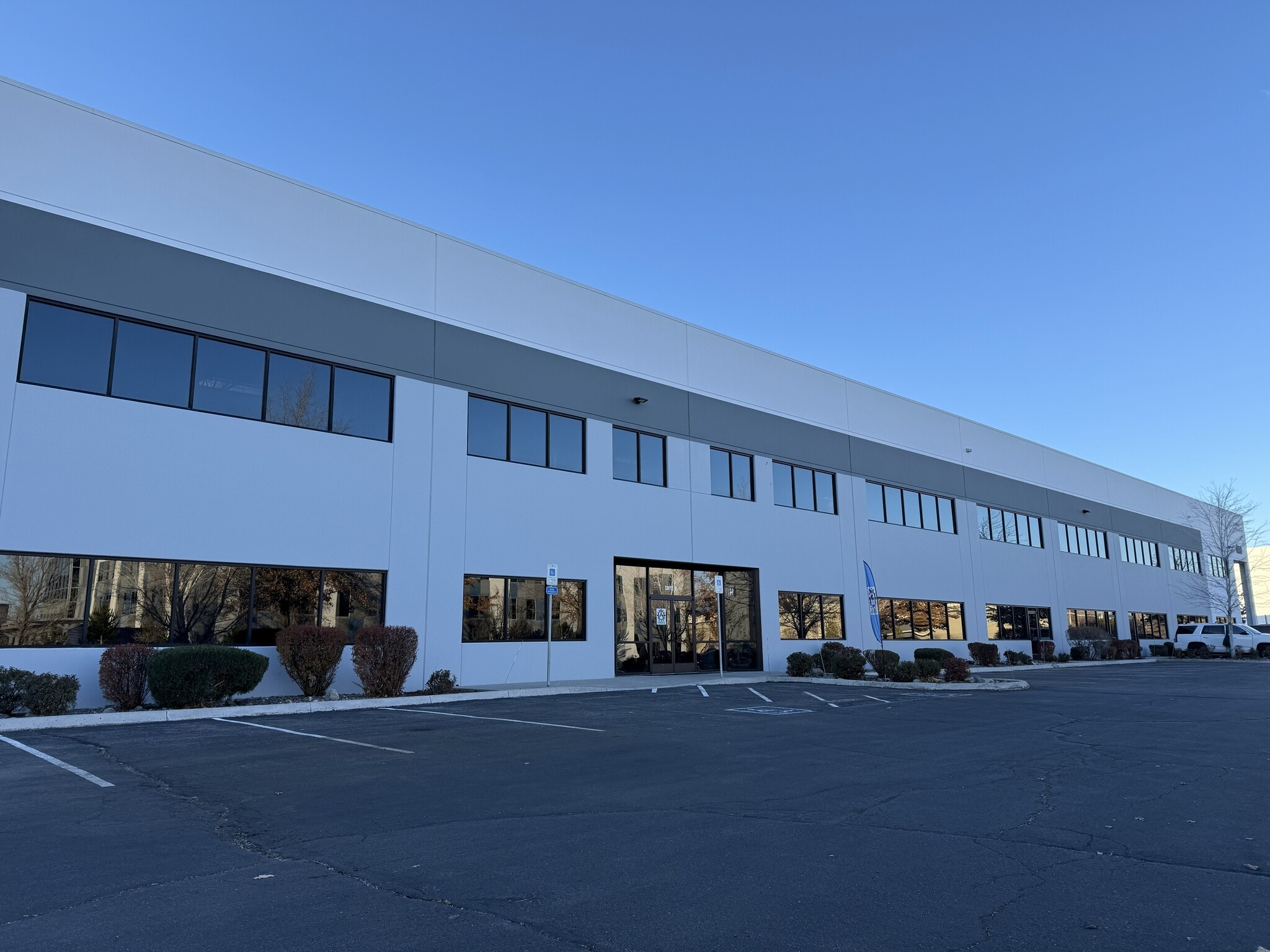 650 Innovation Dr, Reno, NV for lease Interior Photo- Image 1 of 10