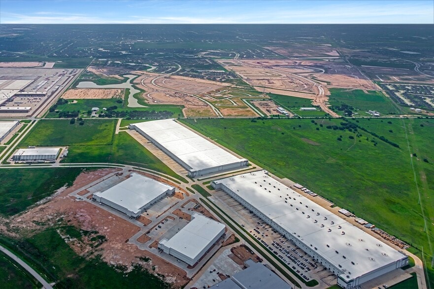 2193 Discovery Hills Pky, Brookshire, TX for sale - Building Photo - Image 2 of 6