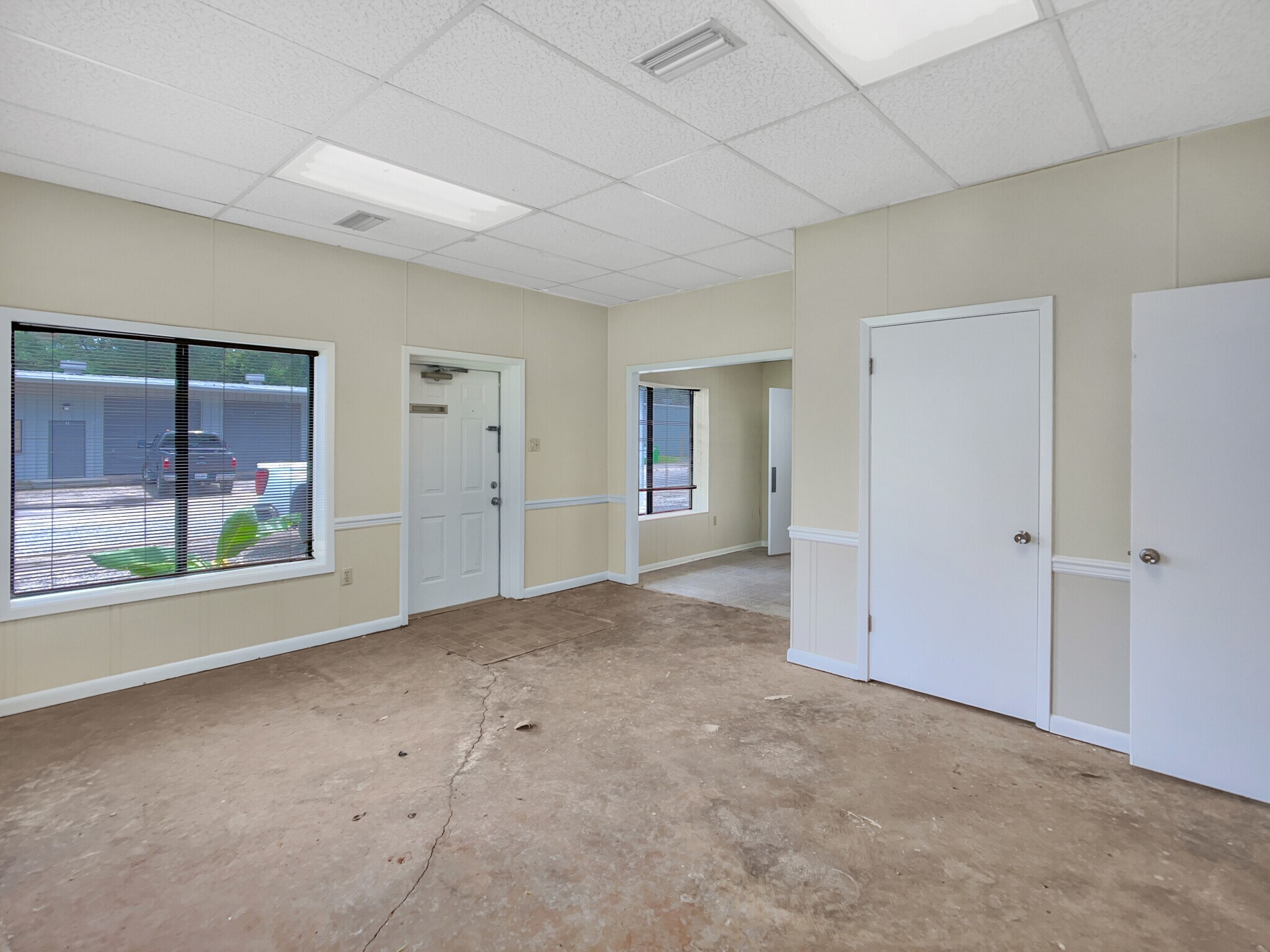 4405 Halls Mill Rd, Mobile, AL 36693 C