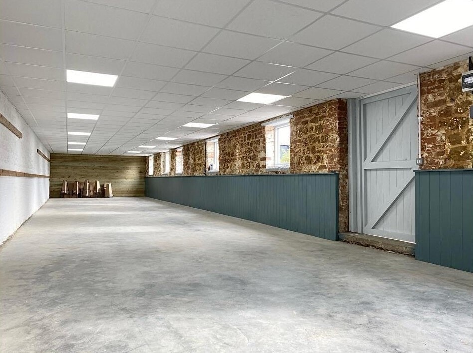 Park Farm, Kings Lynn for lease Interior Photo- Image 1 of 2