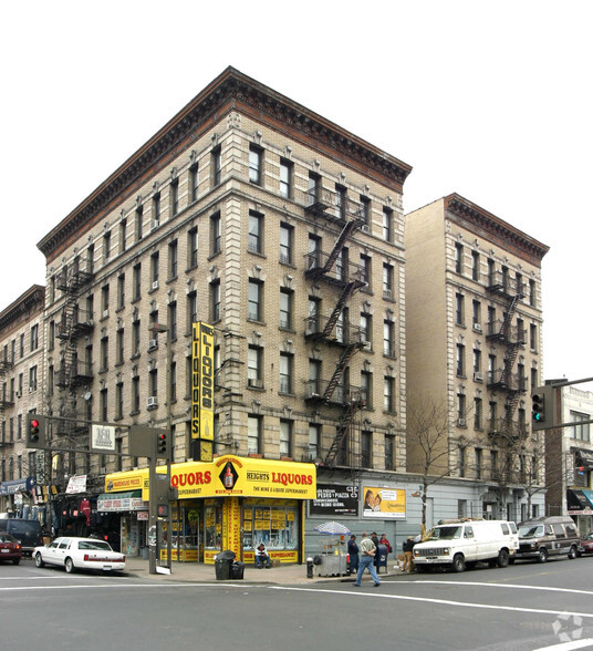 547-559 W 181st St, New York, NY for lease - Building Photo - Image 2 of 3