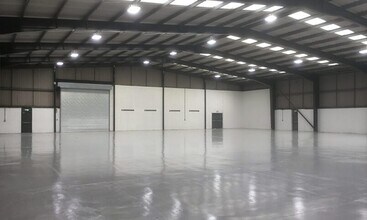 Symondscliff Way, Portskewett for lease Interior Photo- Image 1 of 2