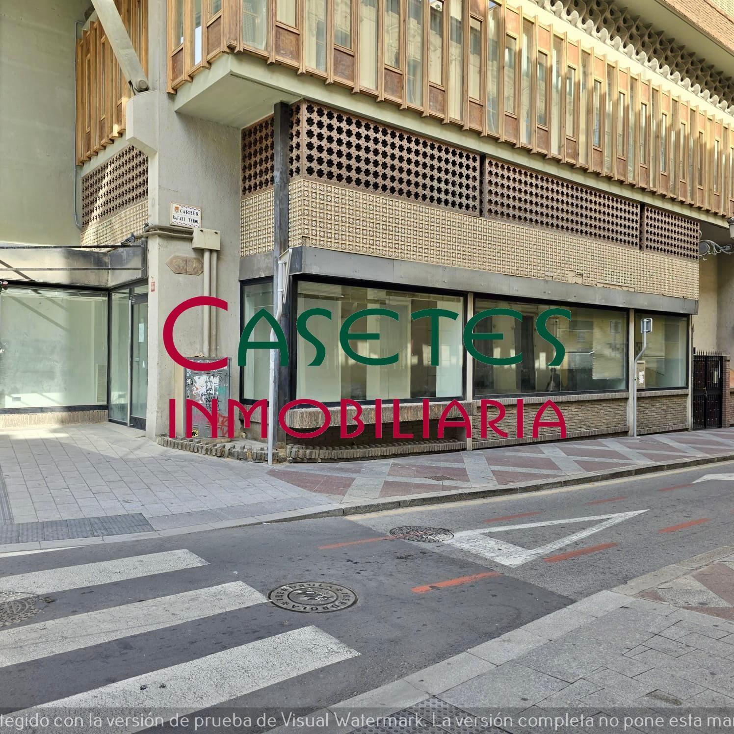 Retail in Alicante for sale Building Photo- Image 1 of 24