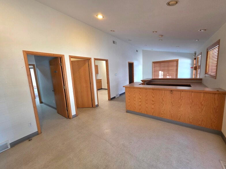 20 3rd Ave, Longmont, CO for lease - Building Photo - Image 3 of 4