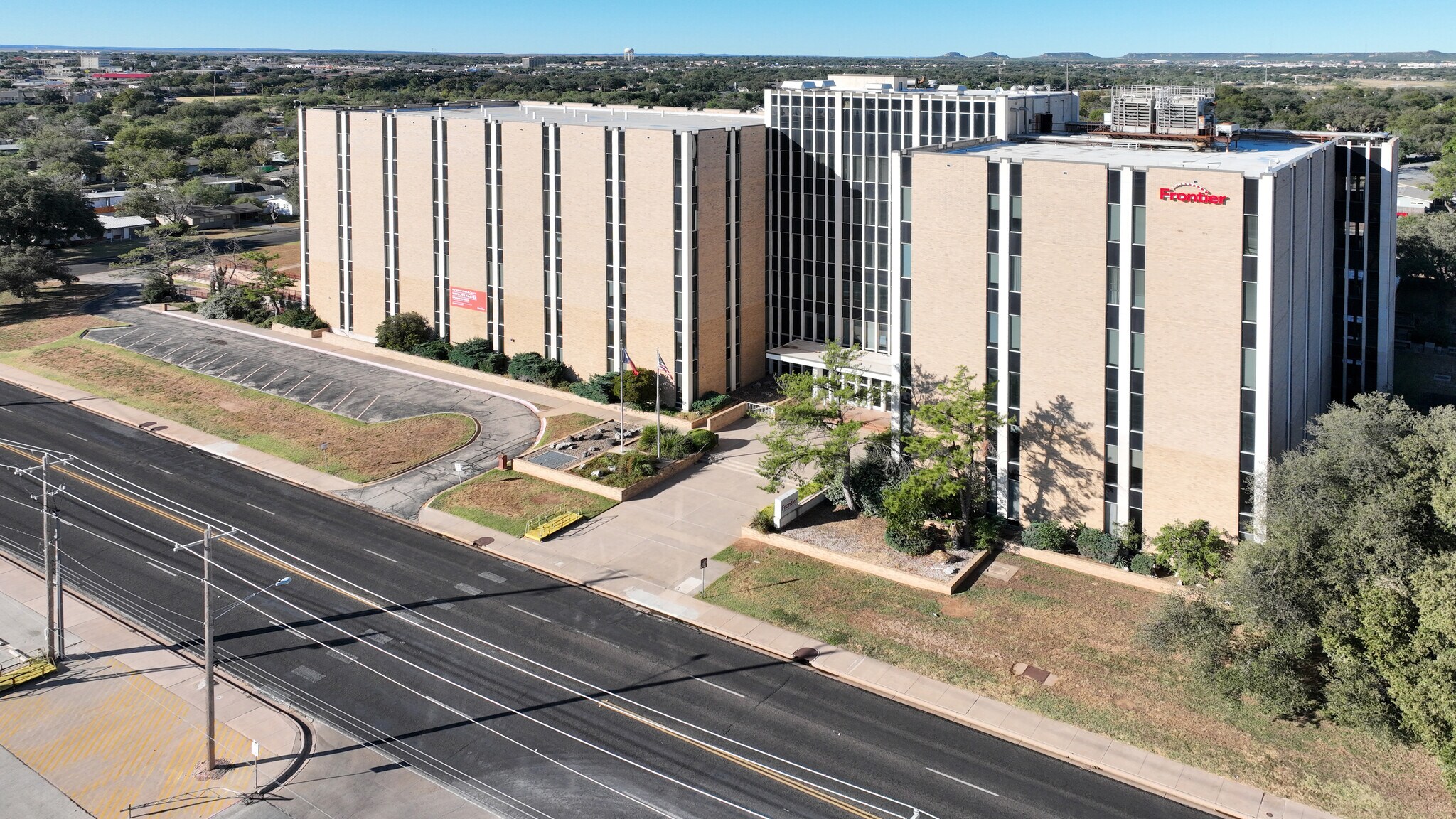 2701 S Johnson St, San Angelo, TX for sale Building Photo- Image 1 of 17