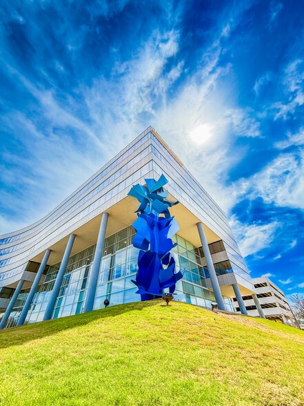 40 NE Loop 410, San Antonio, TX for sale - Building Photo - Image 2 of 16