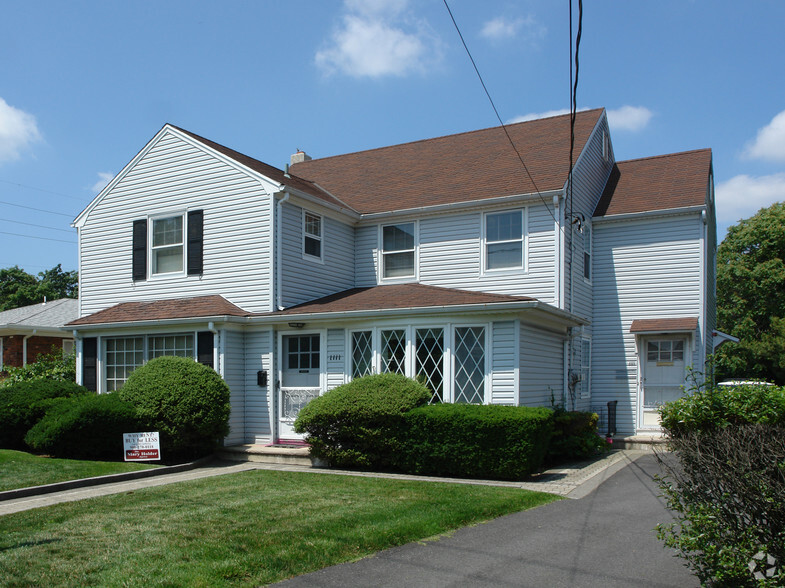 1111 Arnold Ave, Point Pleasant Boro, NJ for sale - Primary Photo - Image 1 of 1