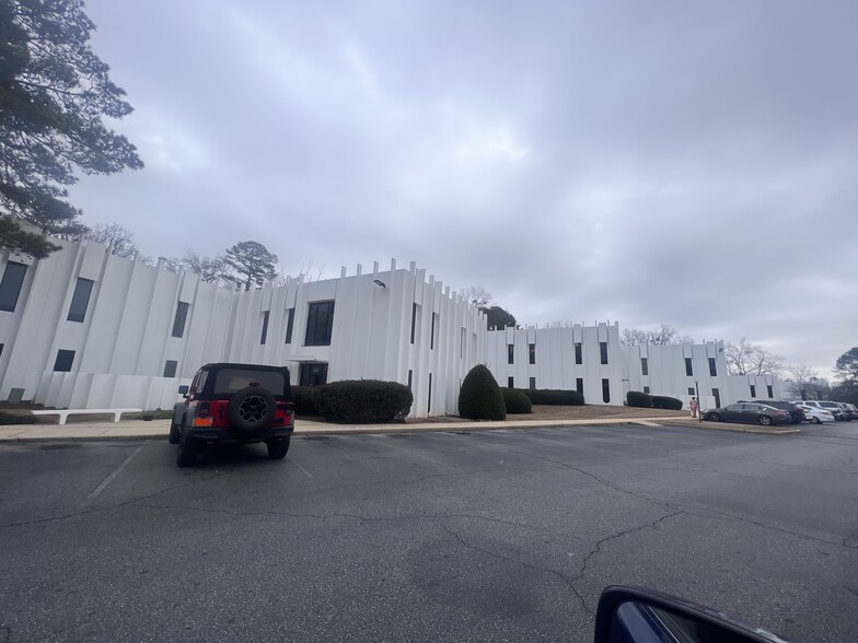 2500 W Broad St, Athens, GA for lease - Building Photo - Image 3 of 4