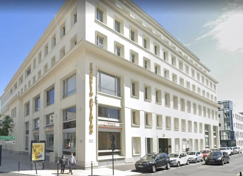 Office in Le Havre for lease - Building Photo - Image 1 of 3