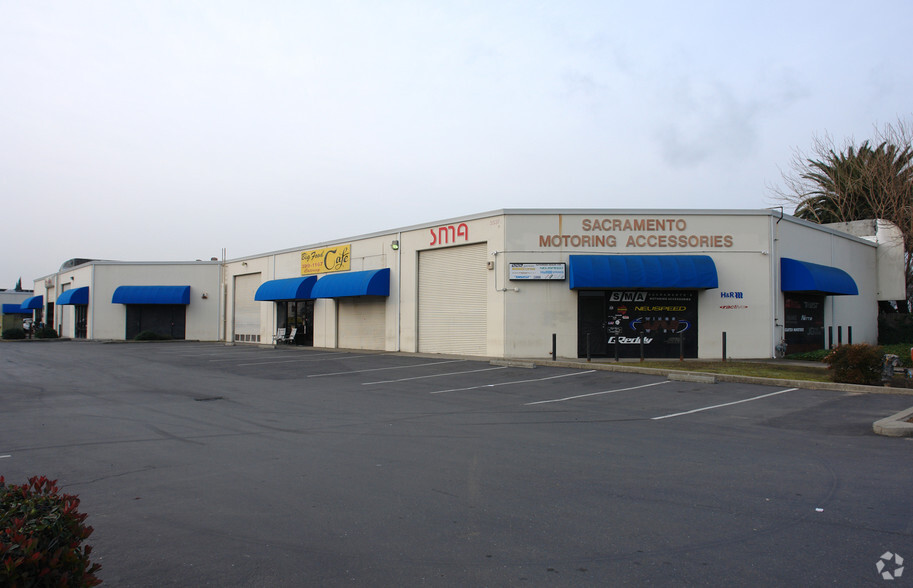 3523-3537 Kiessig Ave, Sacramento, CA for lease - Building Photo - Image 3 of 6