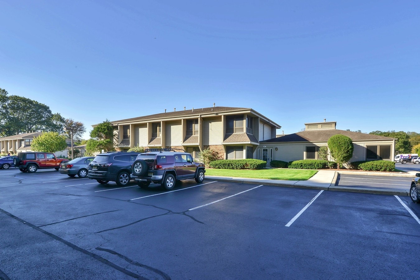 170 Changebridge Rd, Montville, NJ 07045