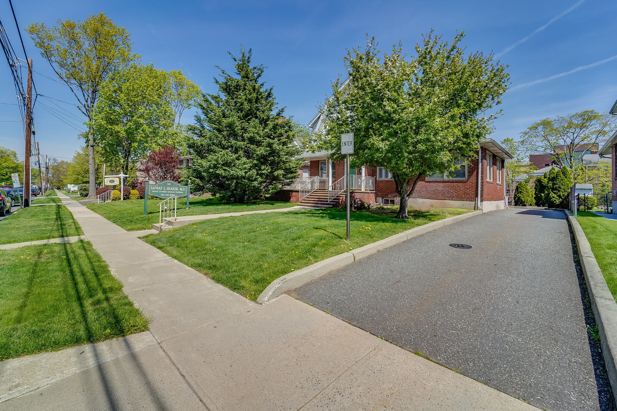 38 Summit Ave, Hackensack, NJ 07601 Office for Sale