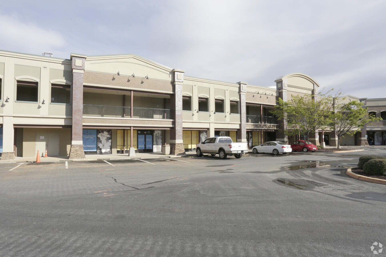 18551991 E Main St, Spartanburg, SC 29307