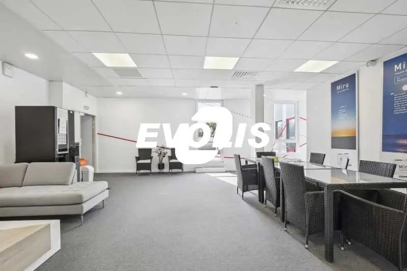 Office in Tremblay-en-France for lease - Building Photo - Image 2 of 13