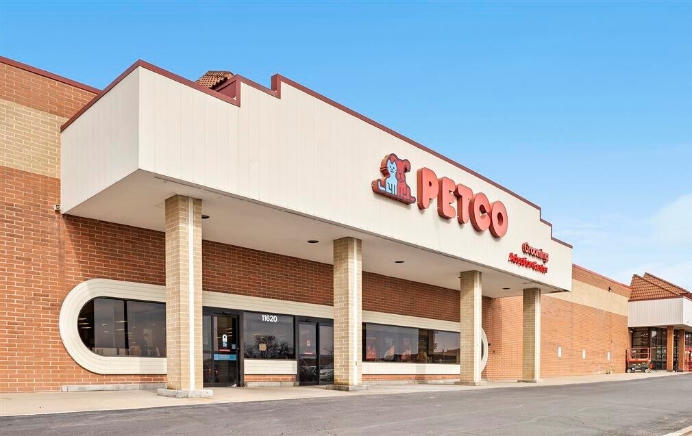 1152811570 W 95th St, Overland Park, KS 66214 Quivira 95 shops