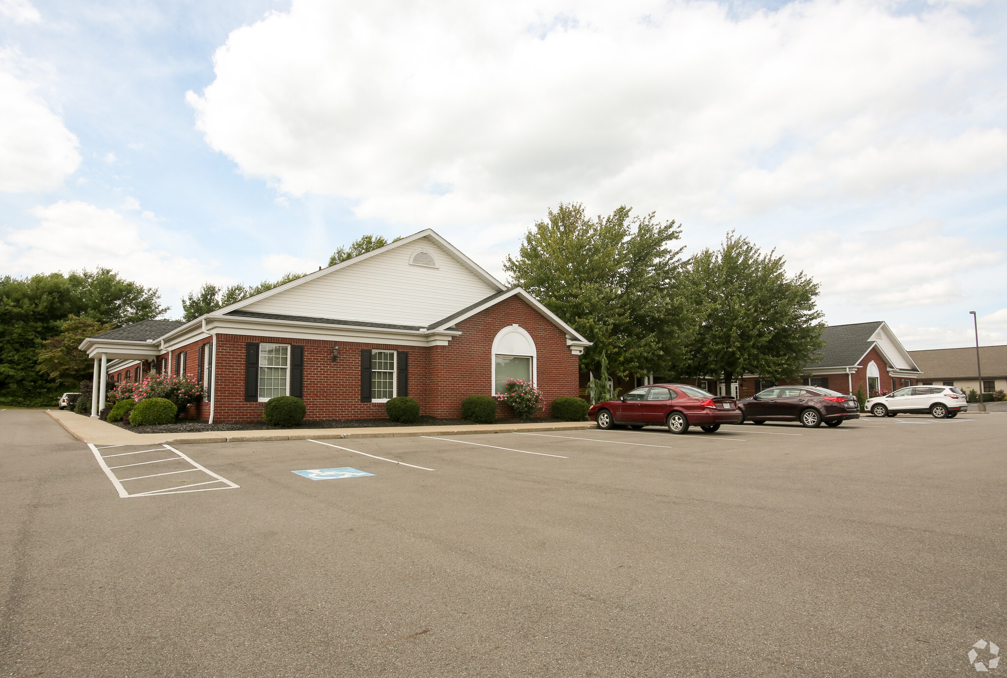 6447-6477 Frank Ave, Canton, OH for lease Primary Photo- Image 1 of 7