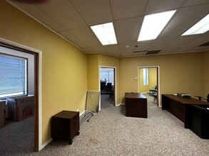 222 Vollmer Rd, Chicago Heights, IL for lease Interior Photo- Image 1 of 4