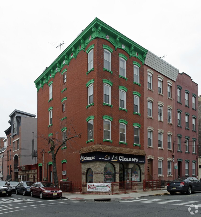900 Park Ave, Hoboken, NJ 07030 Property Record