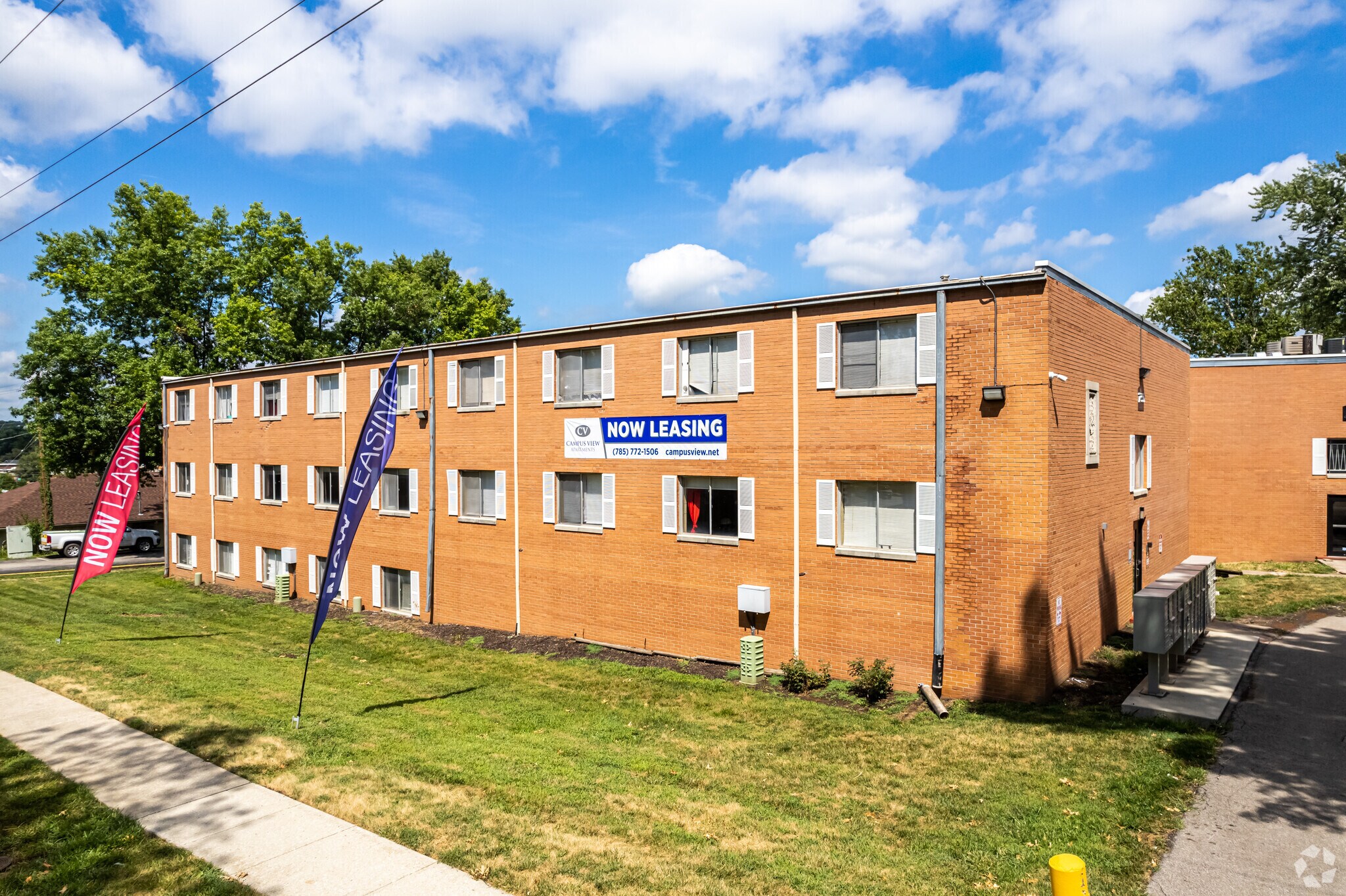 Multifamily in Lawrence, KS for sale Building Photo- Image 1 of 1