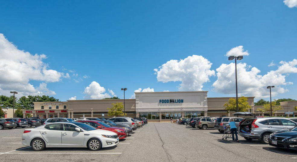 7067-7087 Baltimore Annapolis Blvd, Glen Burnie, MD for lease - Building Photo - Image 2 of 13