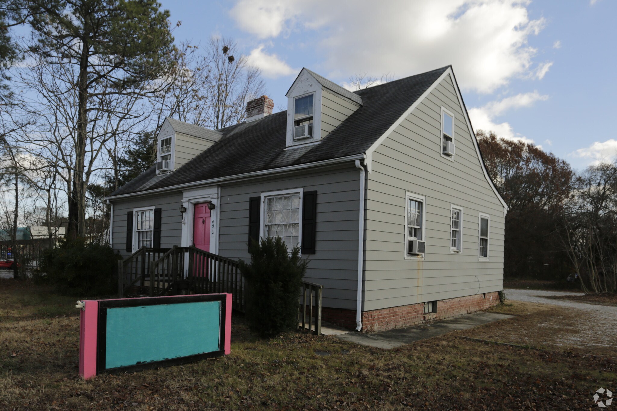 4517 W Hundred Rd, Chester, VA for sale Primary Photo- Image 1 of 1