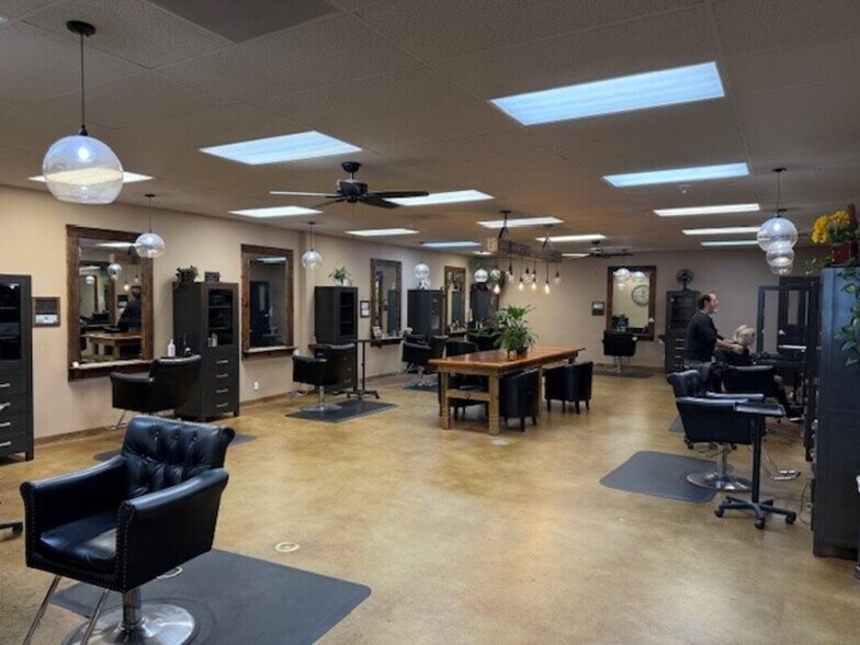 6 S Central Ct, Stockton, CA for lease - Interior Photo - Image 3 of 14