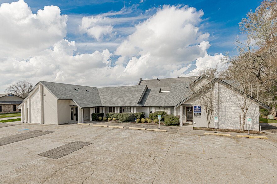 11925 Wentling Ave, Baton Rouge, LA for sale - Building Photo - Image 1 of 16