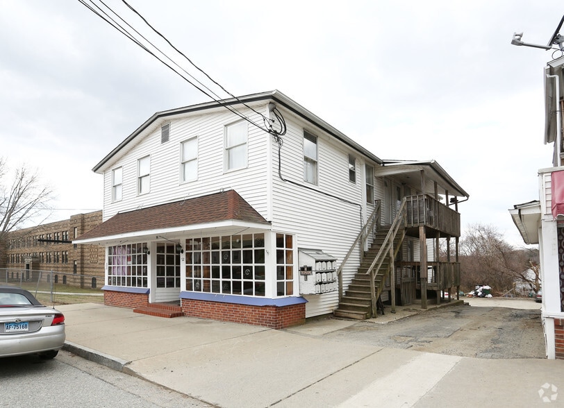 72 N Main St, Jewett City, CT for lease - Building Photo - Image 2 of 3