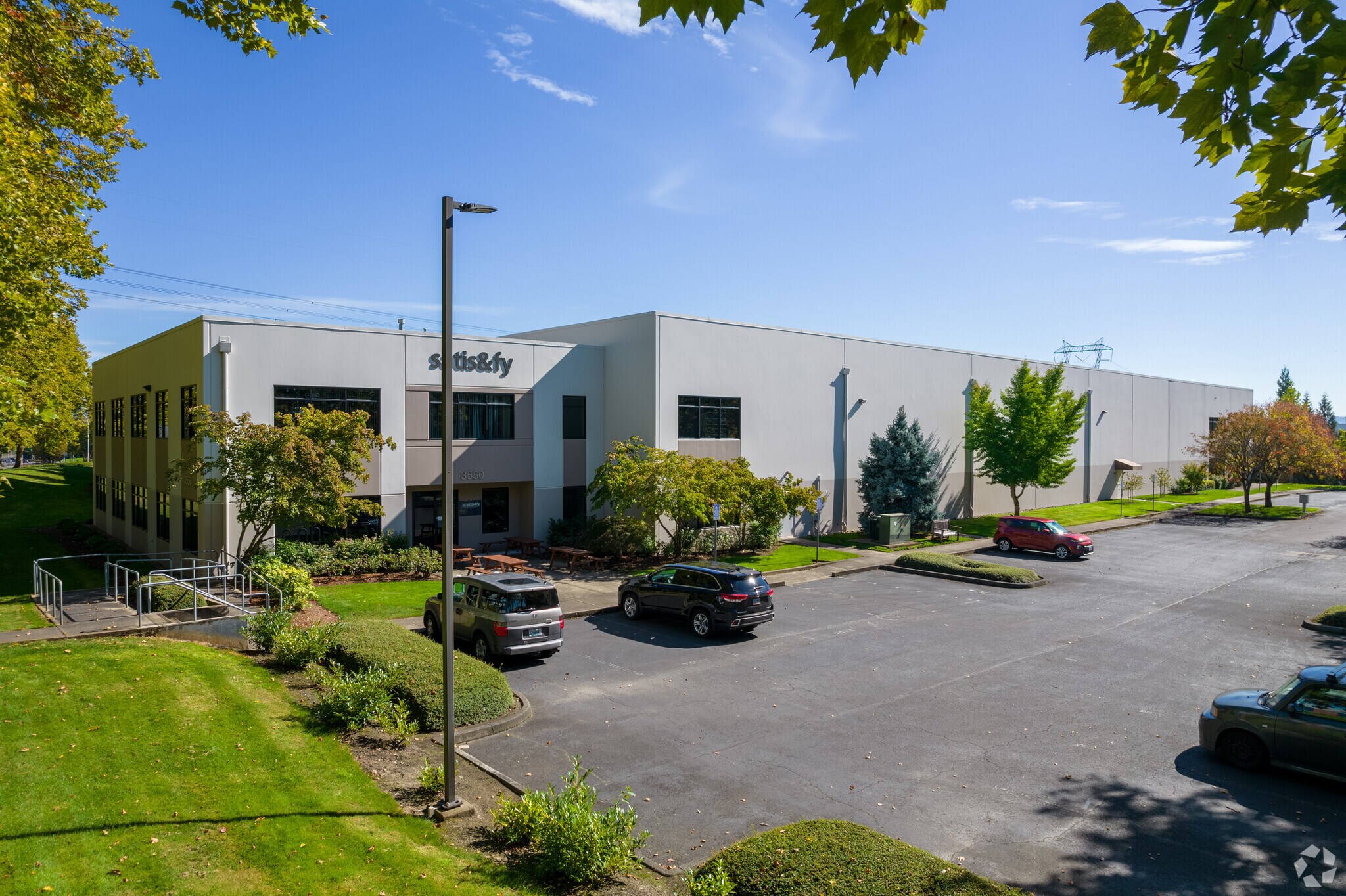 3550 NE 79th Ave, Hillsboro, OR for sale Primary Photo- Image 1 of 1