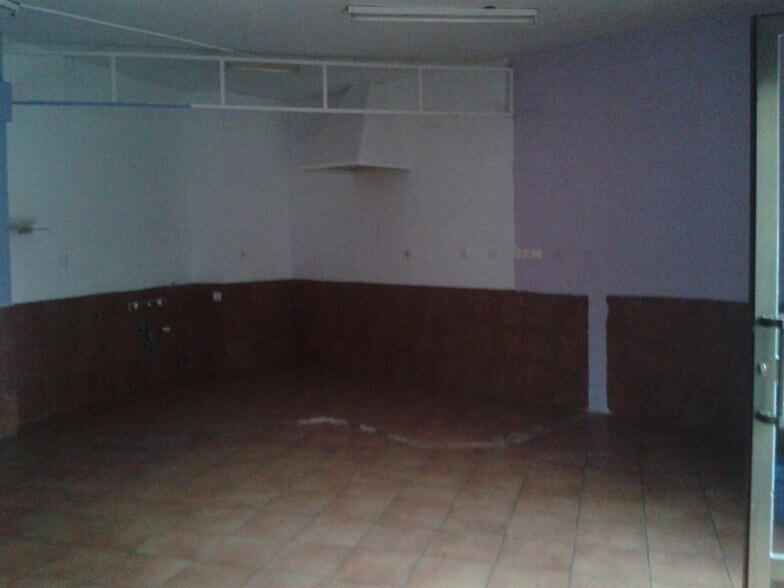 Retail in Cáceres, Cáceres for lease - Building Photo - Image 1 of 1