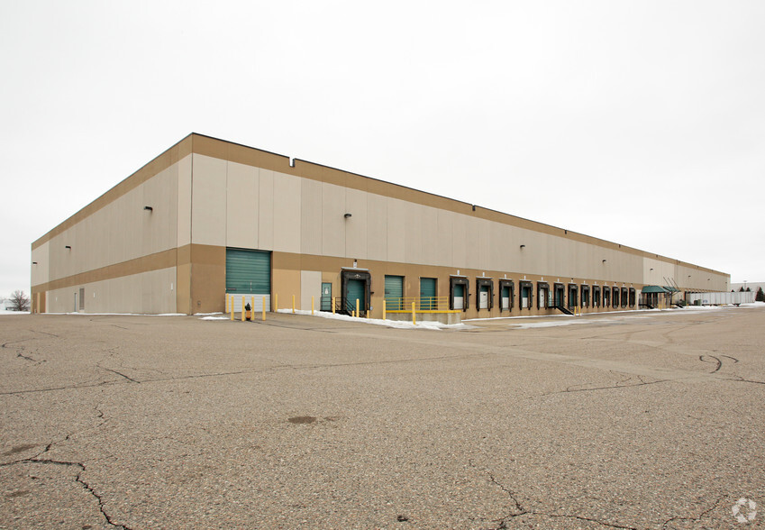 5825 11th Ave E, Shakopee, MN for lease - Building Photo - Image 2 of 3