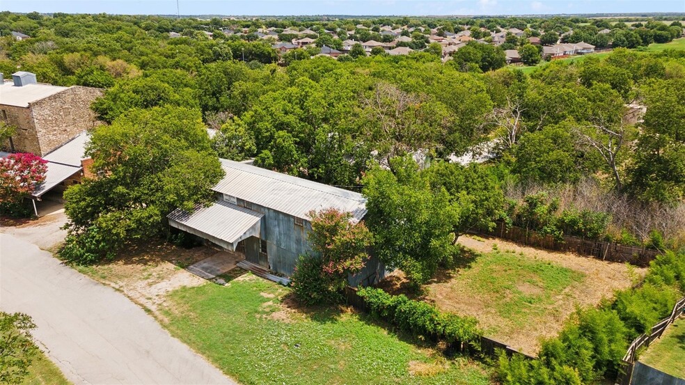 331 Old Mill Rd, Rhome, TX for sale - Building Photo - Image 2 of 6