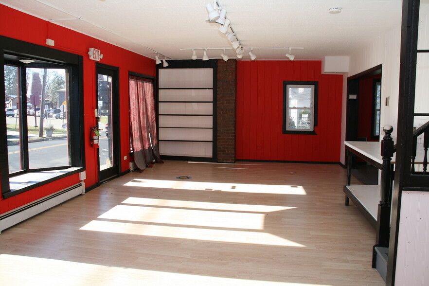 39 Mine St, Flemington, NJ for lease - Interior Photo - Image 3 of 19