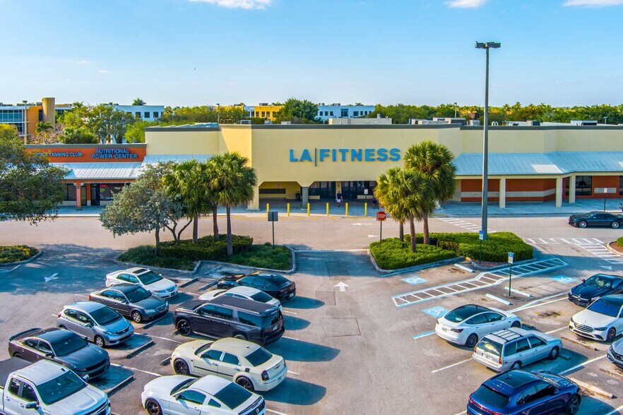 1841518455 Pines Blvd, Pembroke Pines, FL 33029