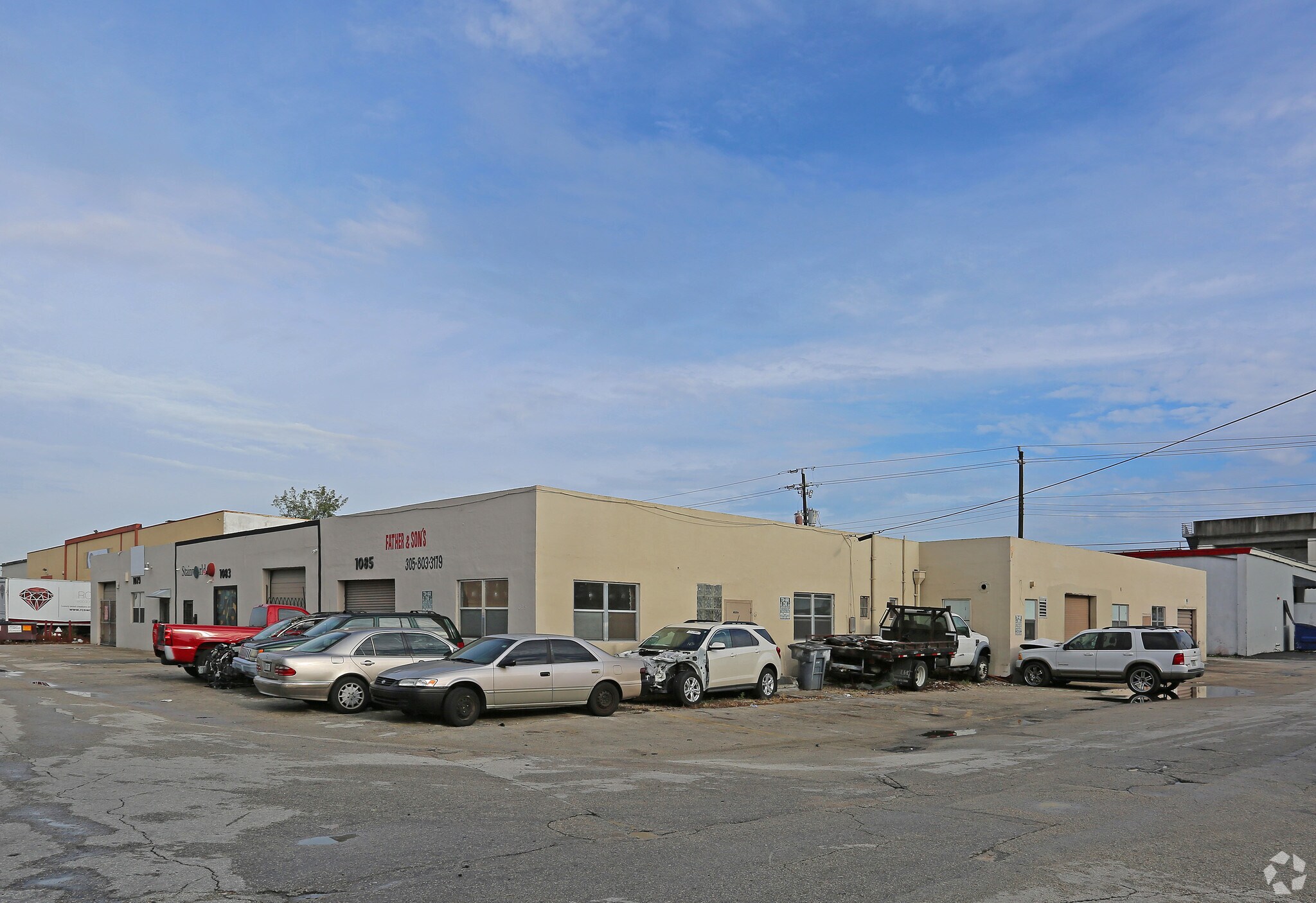 1079-1085 E 24th St, Hialeah, FL for lease Primary Photo- Image 1 of 6