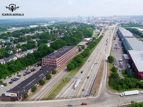 401 Hall St SW, Grand Rapids, MI - aerial  map view