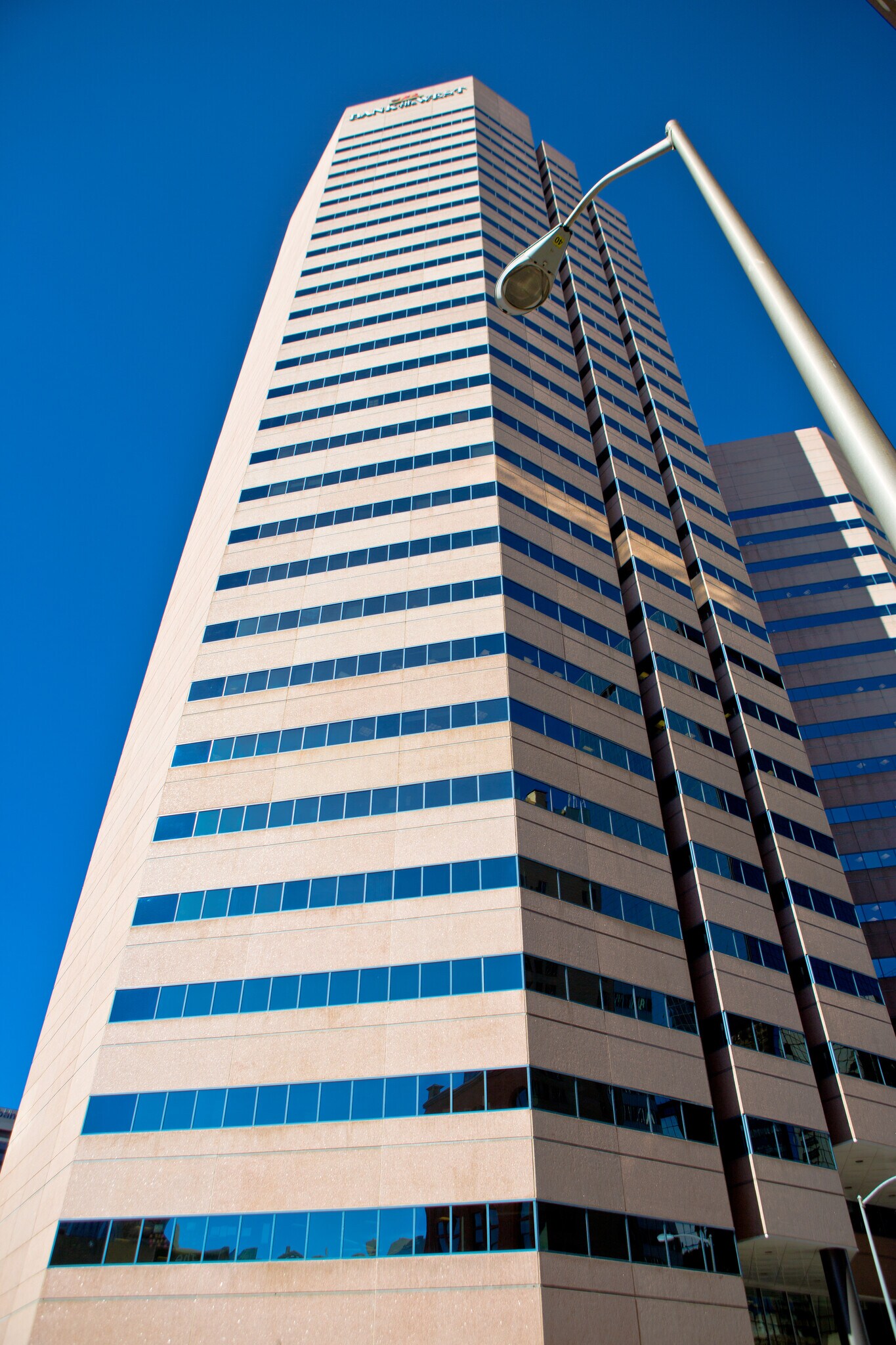 600 17th St, Denver, CO 80202 Dominion Towers