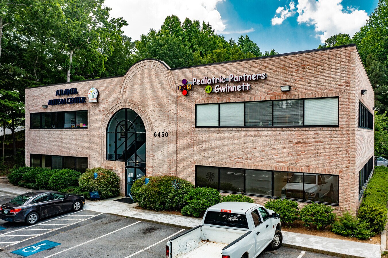 6450 Spalding Dr, Norcross, GA 30092