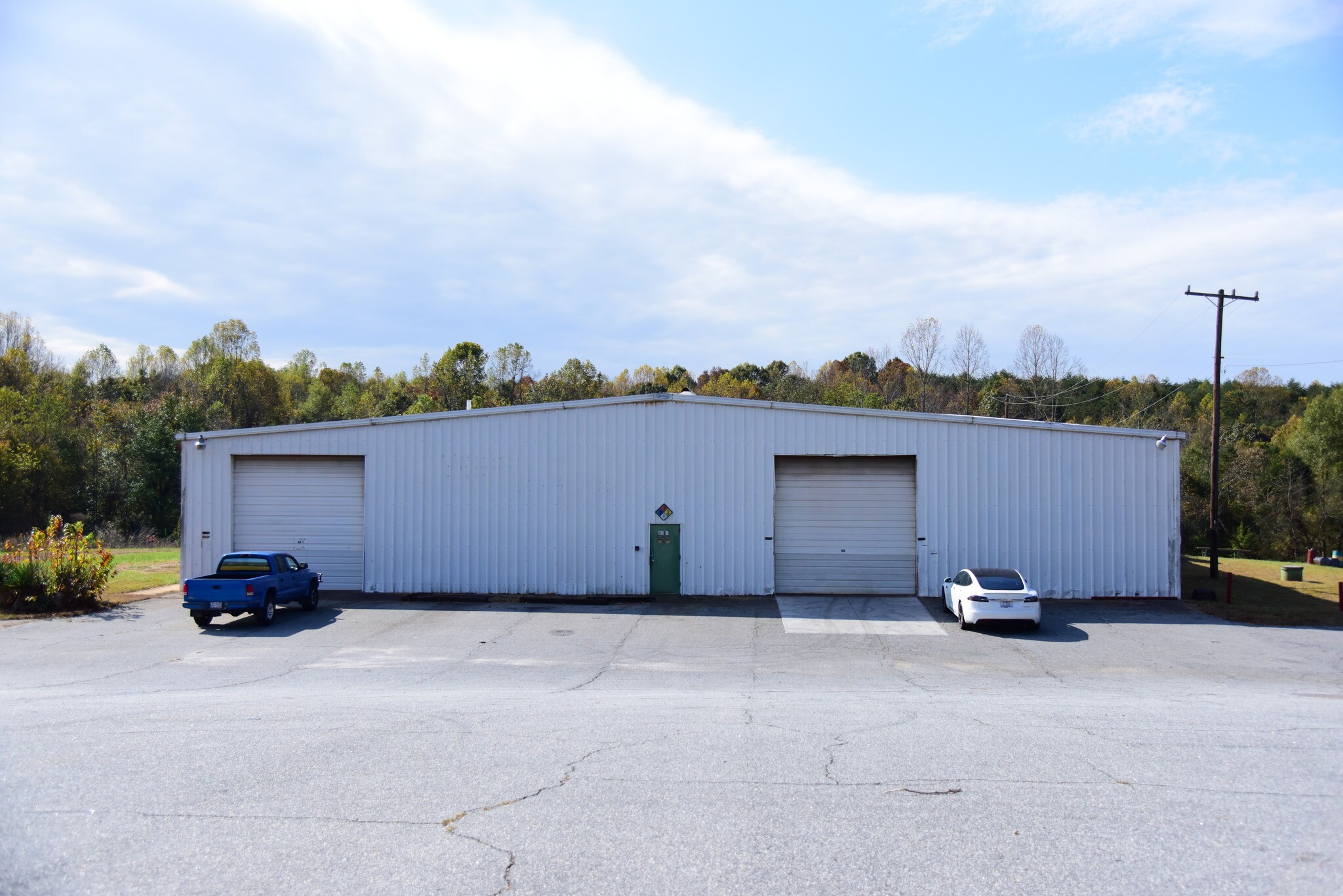 4083 Robinson Rd, Newton, NC for sale Primary Photo- Image 1 of 1