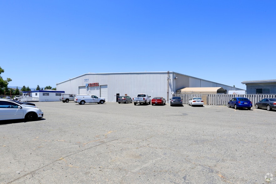 777 Elmira Rd, Vacaville, CA for lease - Building Photo - Image 2 of 4