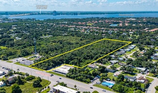 More details for 685 Pondella Rd, North Fort Myers, FL - Land for Sale