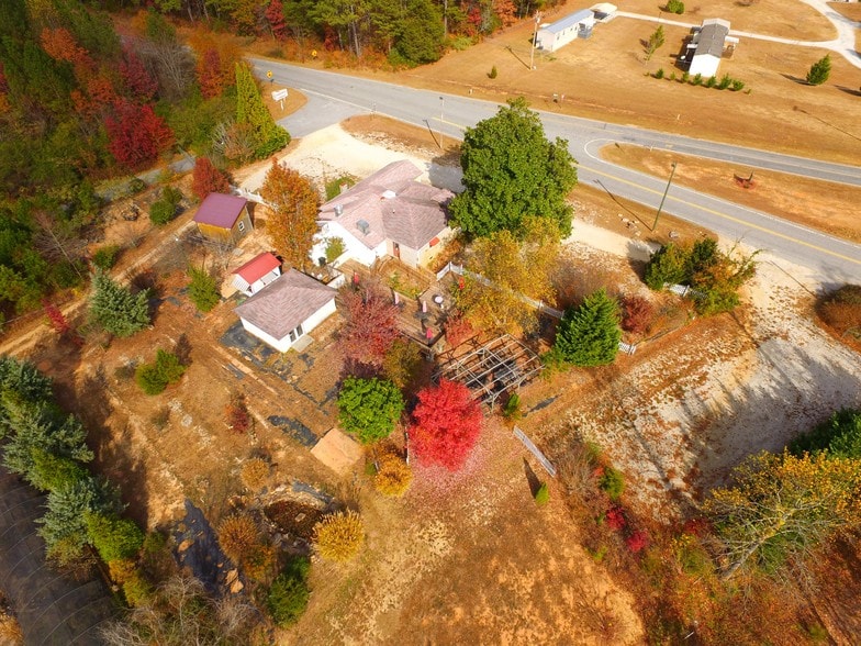 8095 Keowee School Rd, Seneca, SC for sale - Building Photo - Image 1 of 24