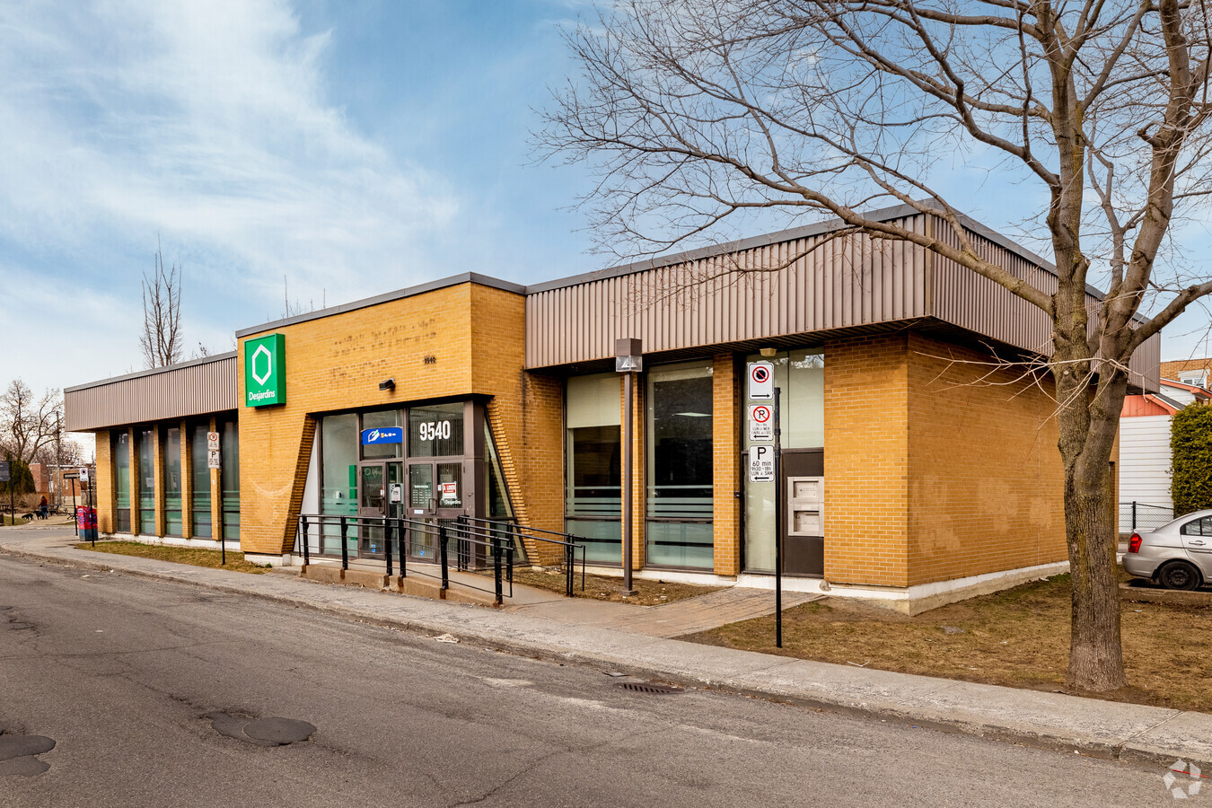 9540 Rue Hochelaga, Montréal, QC H1L 2R2 - Retail for Sale | LoopNet