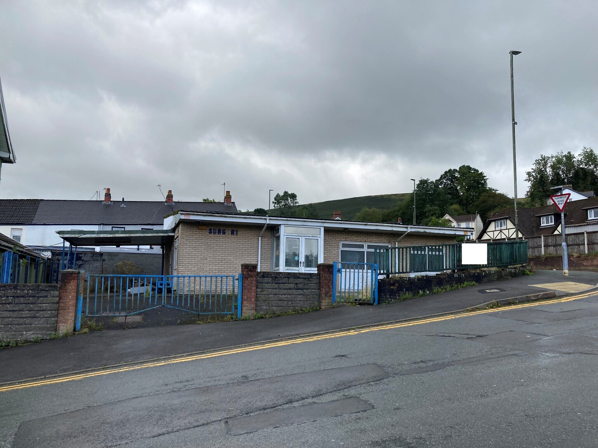 7 Stuart St, Bargoed for sale Primary Photo- Image 1 of 1