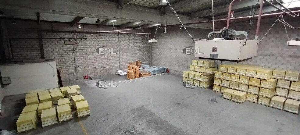 Industrial in Chassieu for lease - Interior Photo - Image 2 of 10