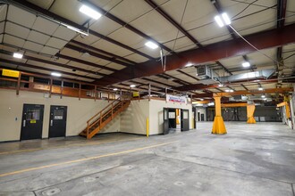 4101 Merchant Rd, Fort Wayne, IN for lease Interior Photo- Image 2 of 6