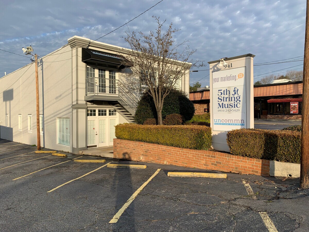 941 N Pleasantburg Dr Greenville Sc 29607 Office For Sale Loopnet Com