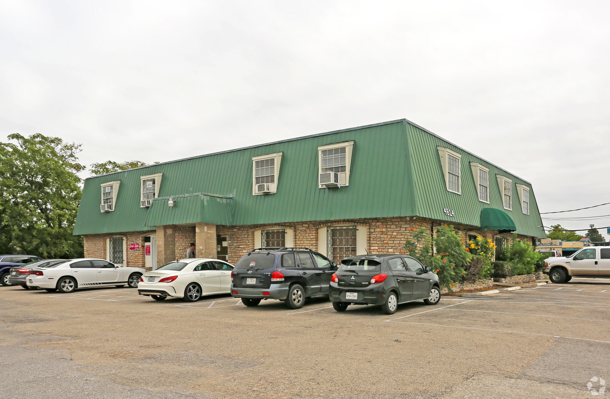 4814 West Ave, San Antonio, TX for lease Primary Photo- Image 1 of 10