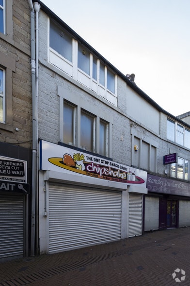 6-8 Market St, Barnsley for lease - Building Photo - Image 2 of 4