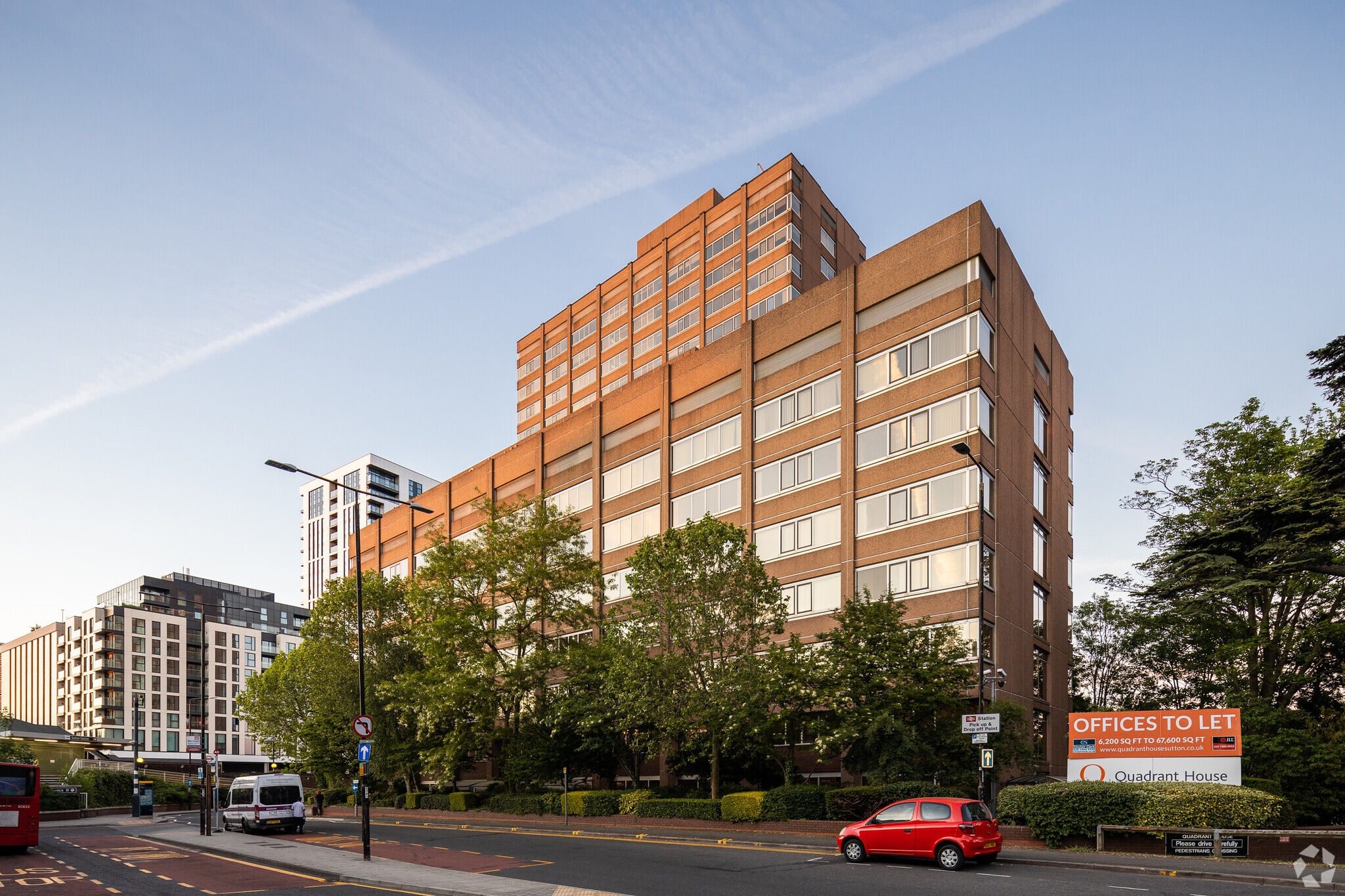Brighton Rd, Sutton for lease Primary Photo- Image 1 of 7